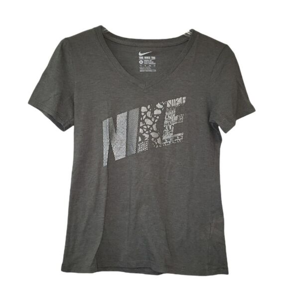Nike Top  - Picture 1 of 4